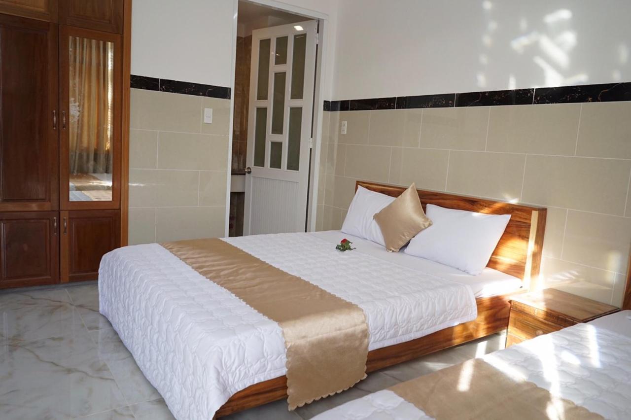Hotel Hoai Anh Vung Tau Exteriör bild