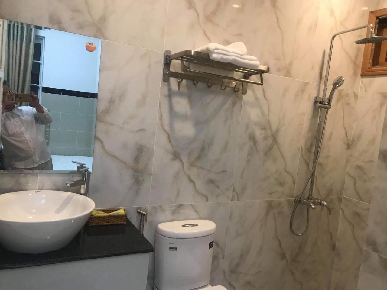 Hotel Hoai Anh Vung Tau Exteriör bild